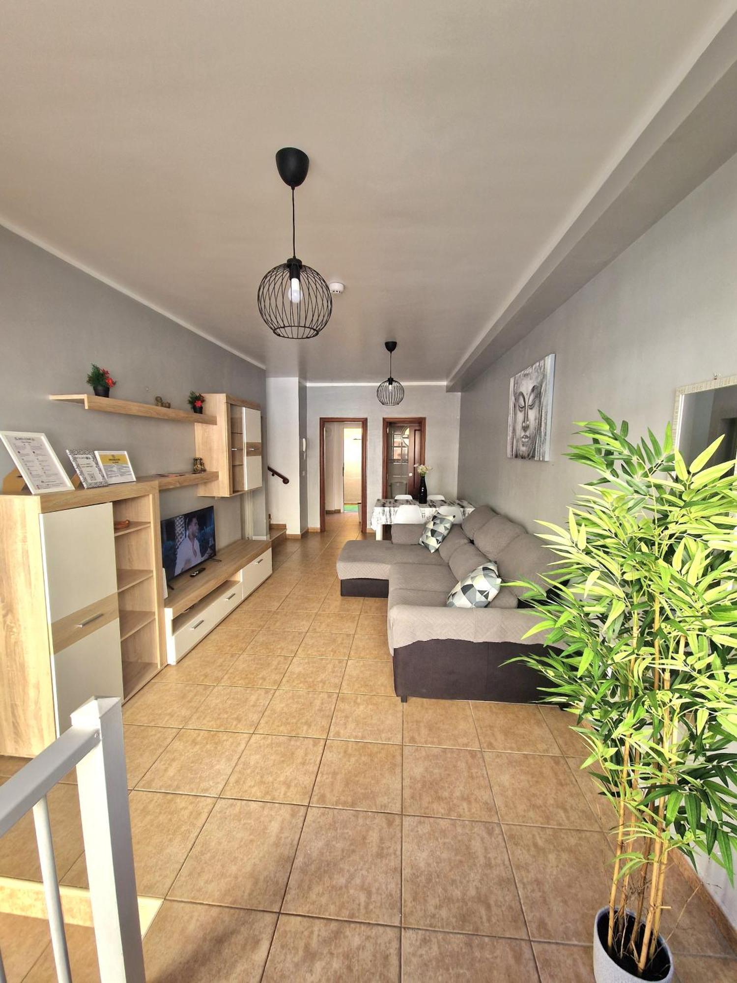 Spacious Independent Chalet Next The Airport - Sea Сан Исидро Екстериор снимка